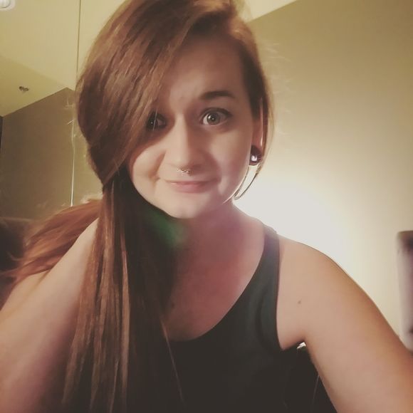 Meet your Posher, Meghan - Picture 1 of 1